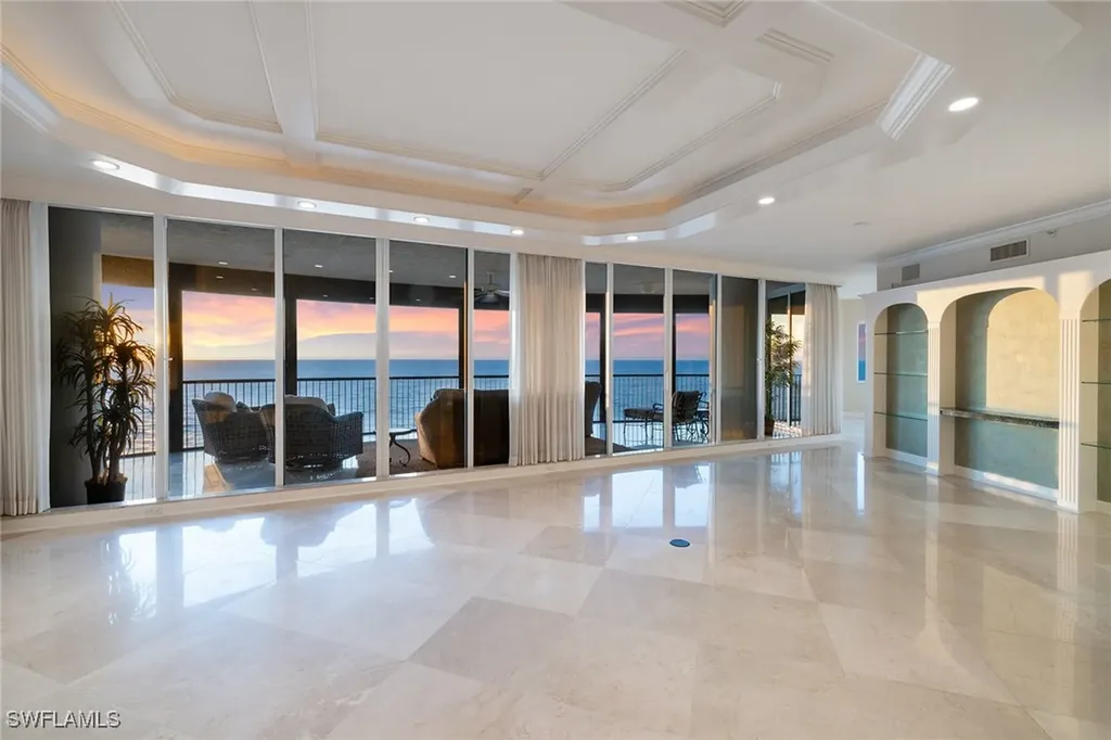 8665 Bay Colony Drive Naples FL 34108