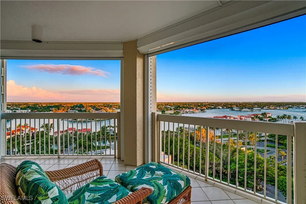 4021 Gulf Shore Boulevard N Naples FL 34103