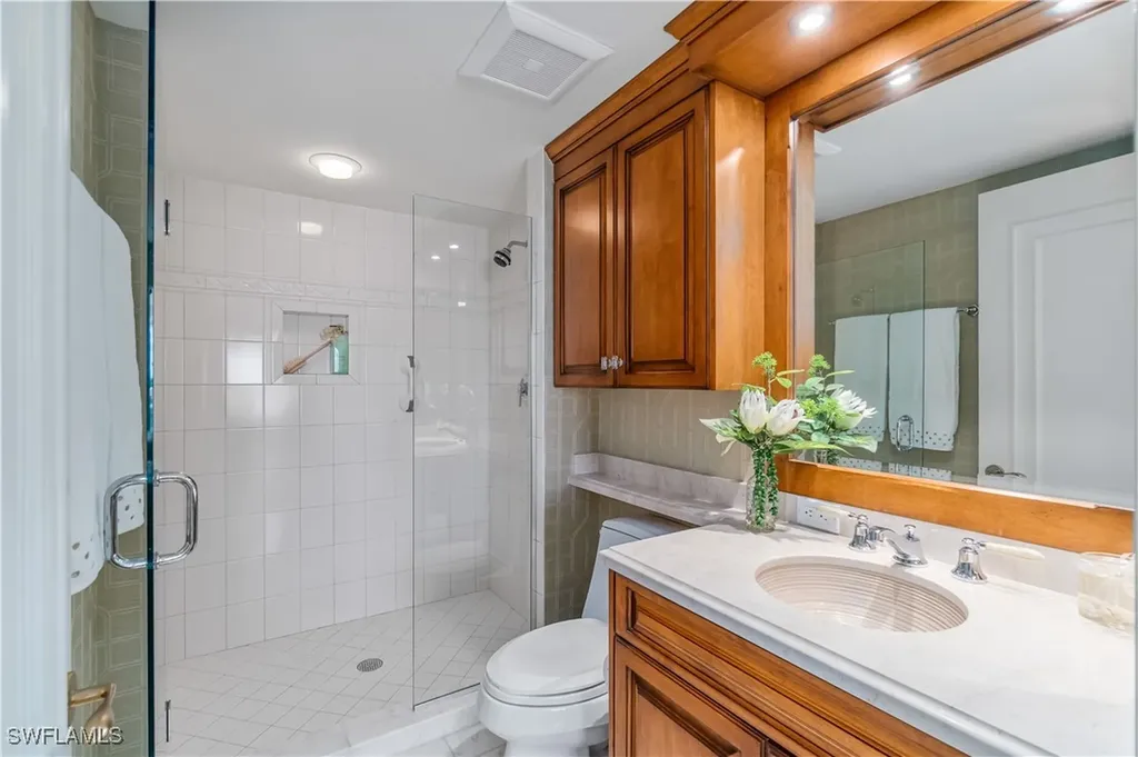 4021 Gulf Shore Boulevard N Naples FL 34103