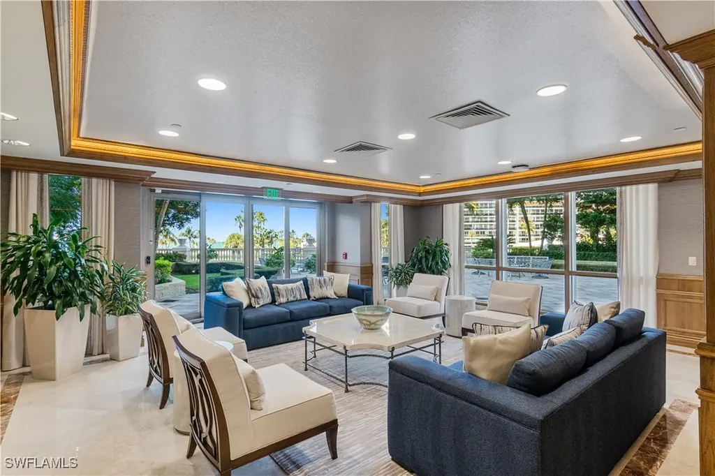 4021 Gulf Shore Boulevard N Naples FL 34103