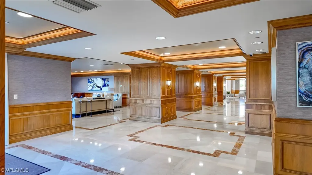 4021 Gulf Shore Boulevard N Naples FL 34103