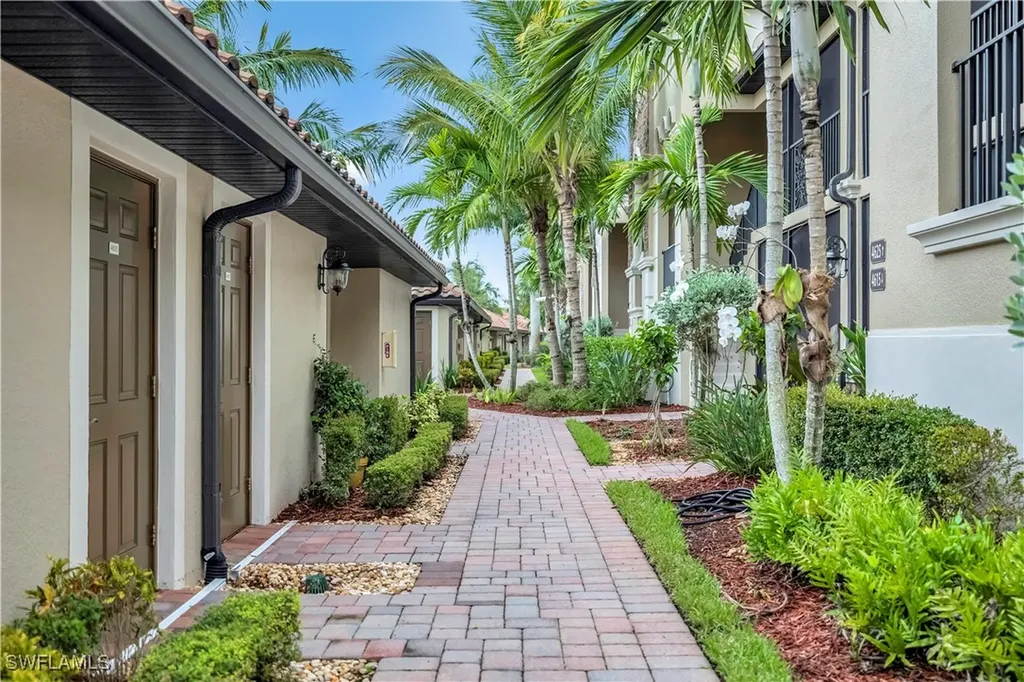 28042 Bridgetown Court Bonita Springs FL 34135