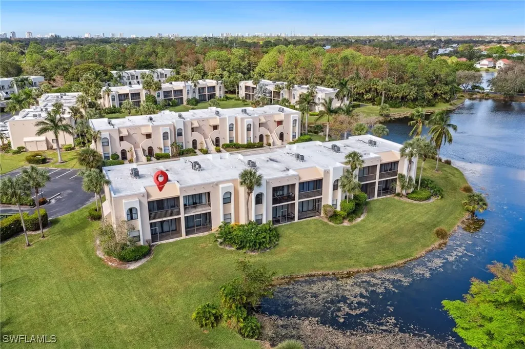 3327 Olympic Drive Naples FL 34105
