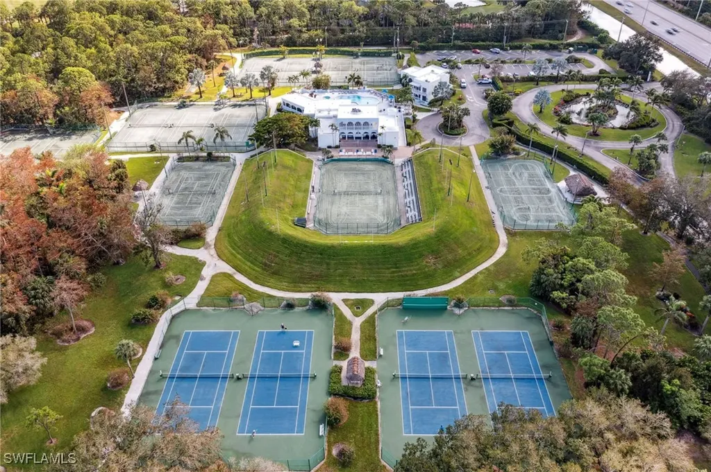 3327 Olympic Drive Naples FL 34105