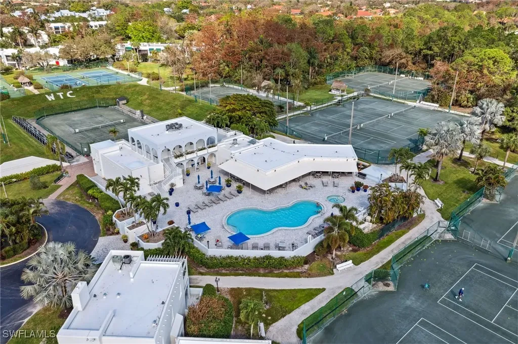 3327 Olympic Drive Naples FL 34105