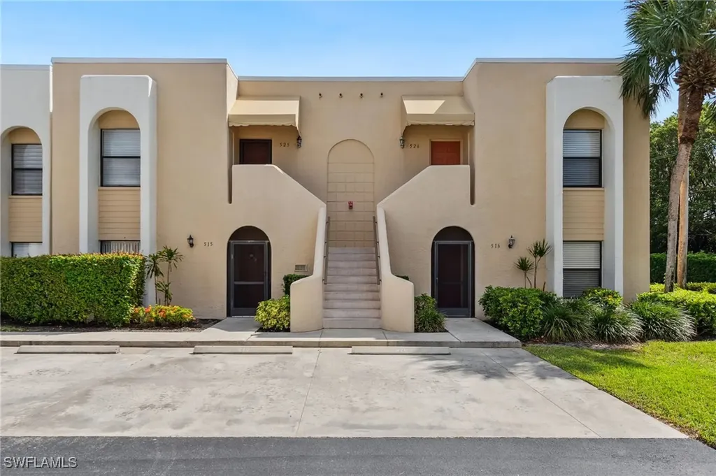 3327 Olympic Drive Naples FL 34105