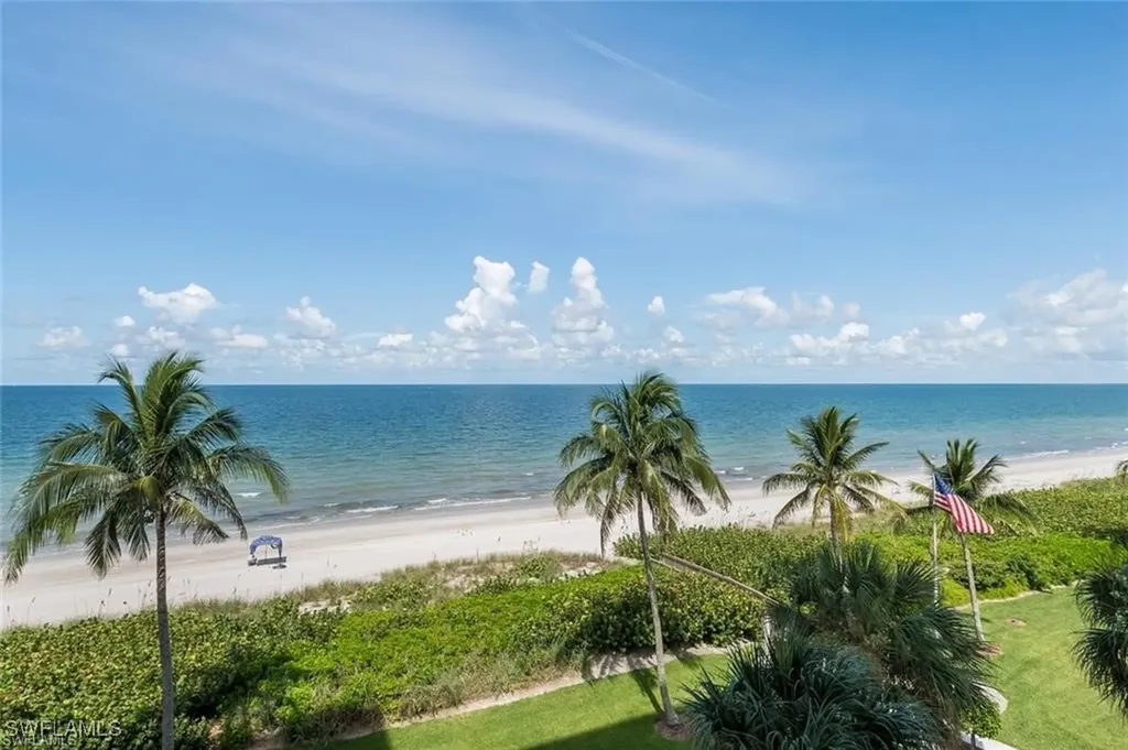 10691 Gulf Shore Drive Naples FL 34108