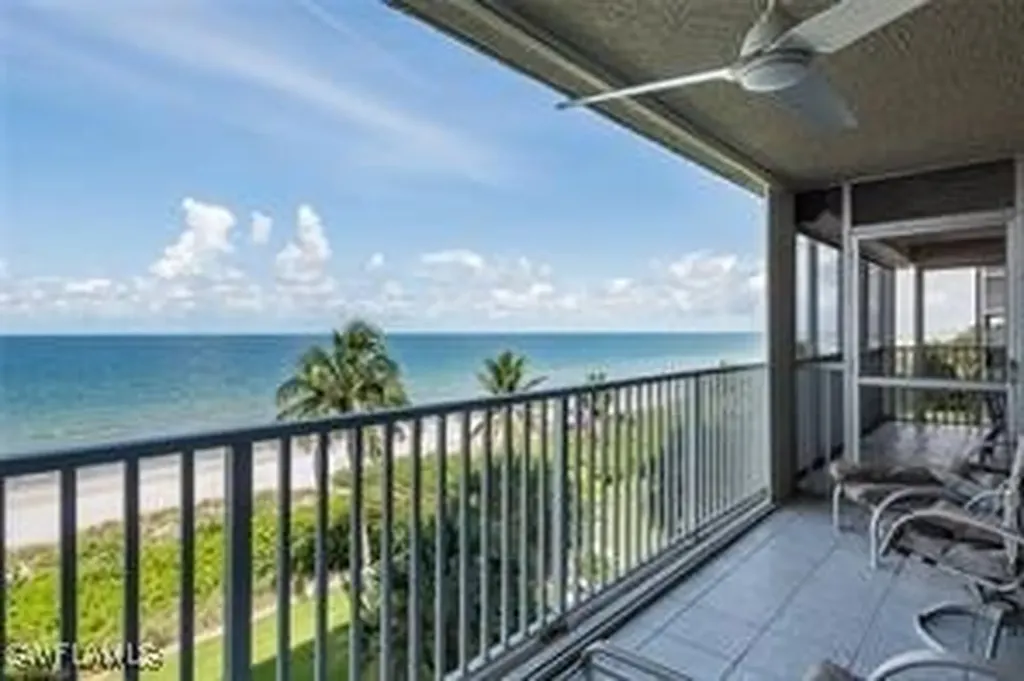 10691 Gulf Shore Drive Naples FL 34108