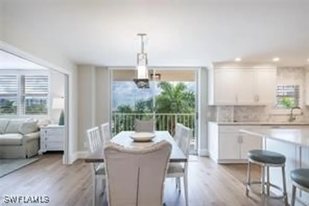 10691 Gulf Shore Drive Naples FL 34108