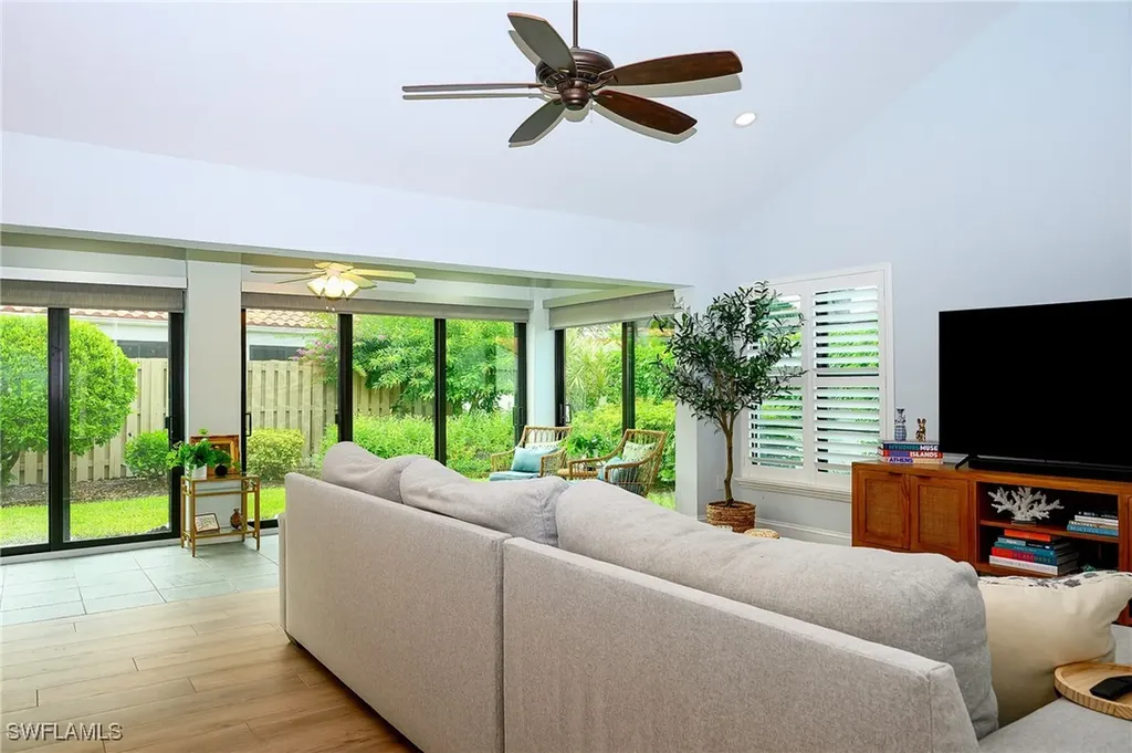 719 Reef Point Circle Naples FL 34108