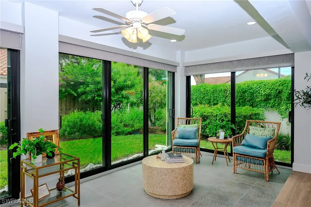 719 Reef Point Circle Naples FL 34108