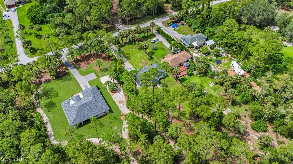 2071 20th Avenue NE Naples FL 34120
