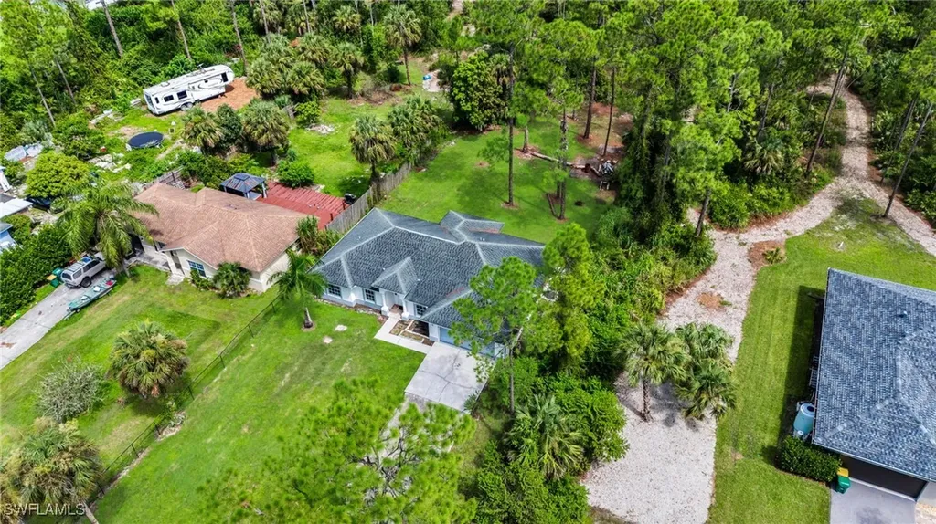 2071 20th Avenue NE Naples FL 34120