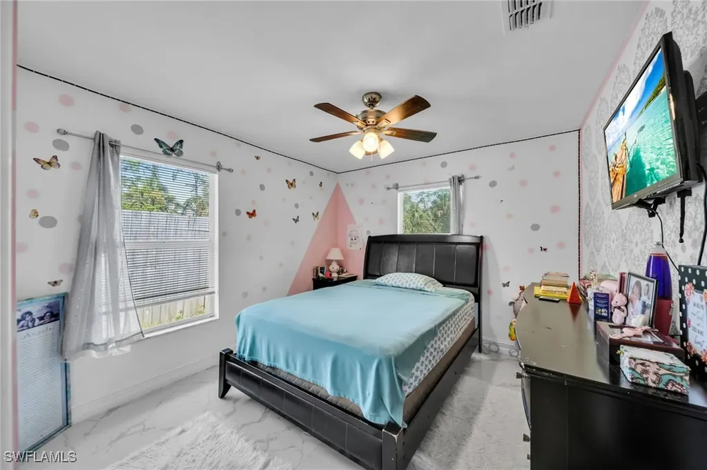 2071 20th Avenue NE Naples FL 34120