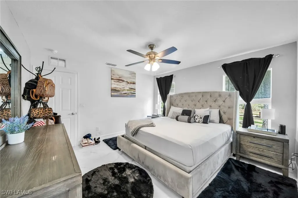 2071 20th Avenue NE Naples FL 34120