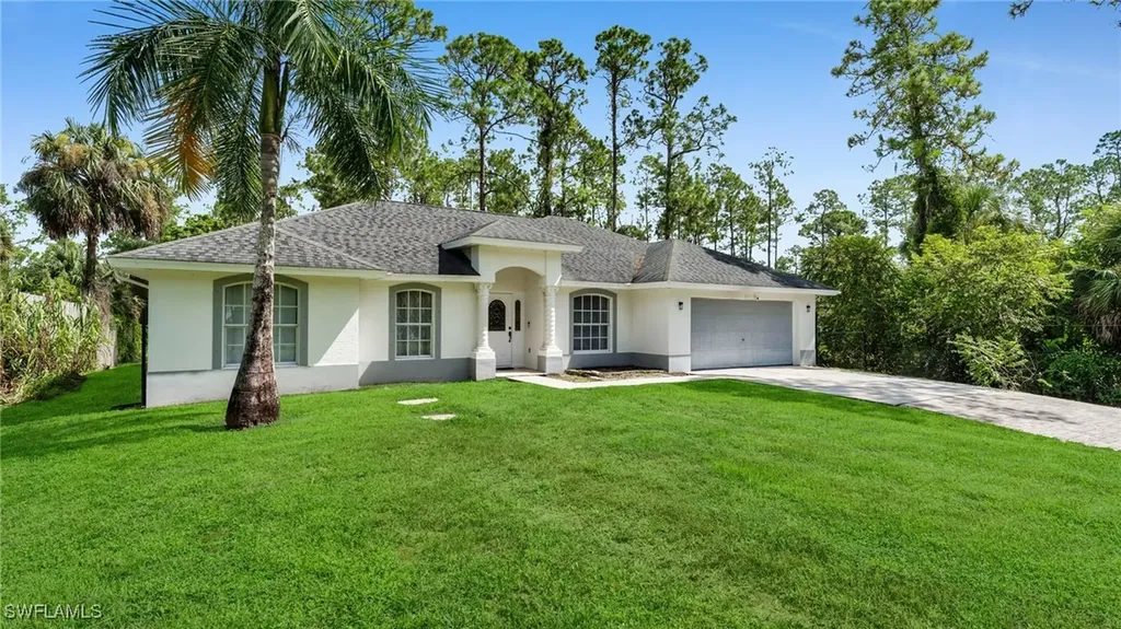 2071 20th Avenue NE Naples FL 34120