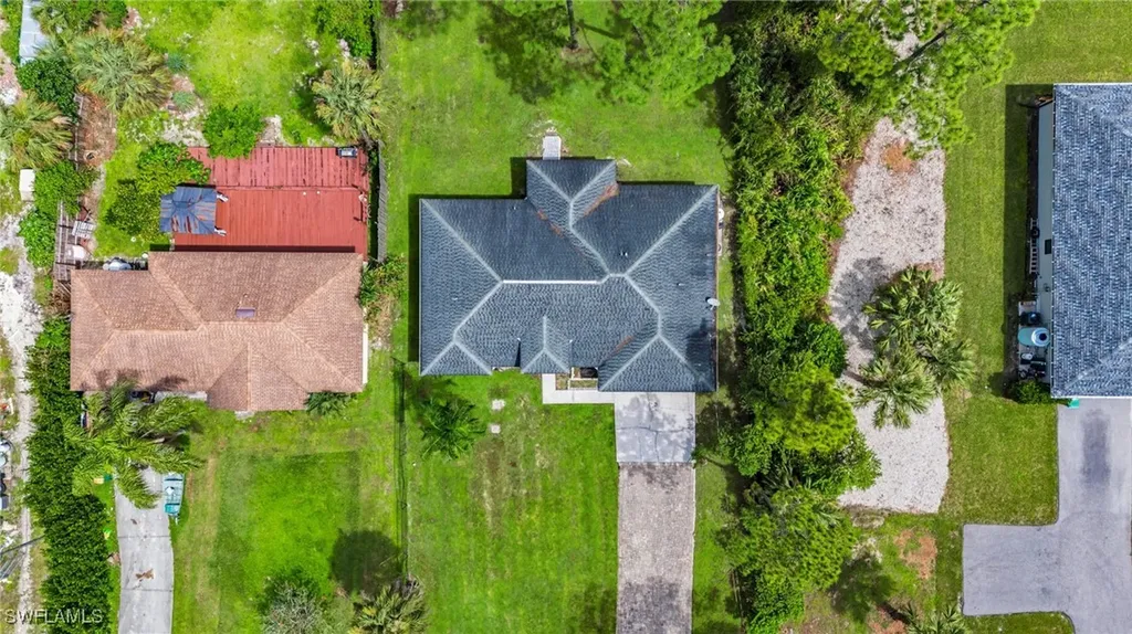 2071 20th Avenue NE Naples FL 34120