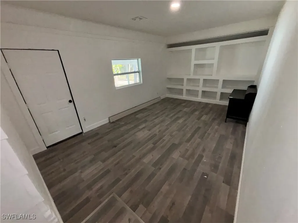 120 18th Street NE Naples FL 34120