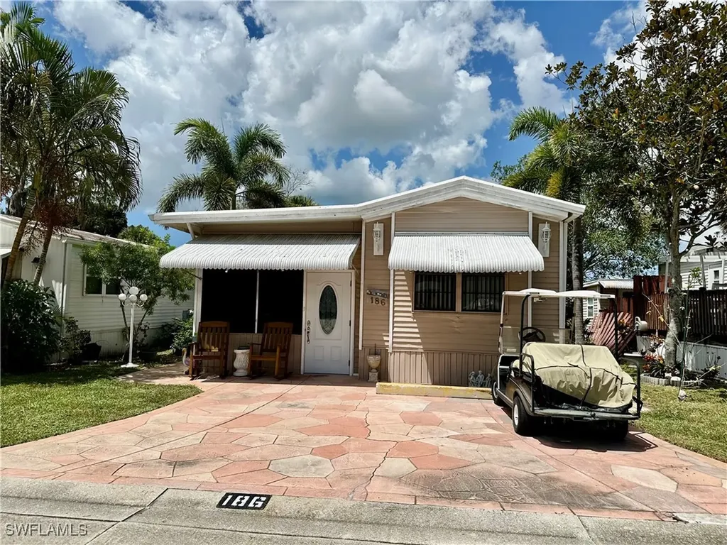 186 Panther Pass Circle Naples FL 34114