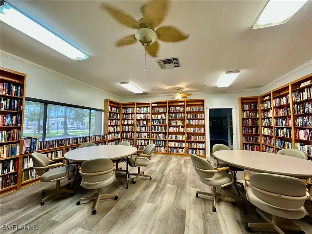 186 Panther Pass Circle Naples FL 34114