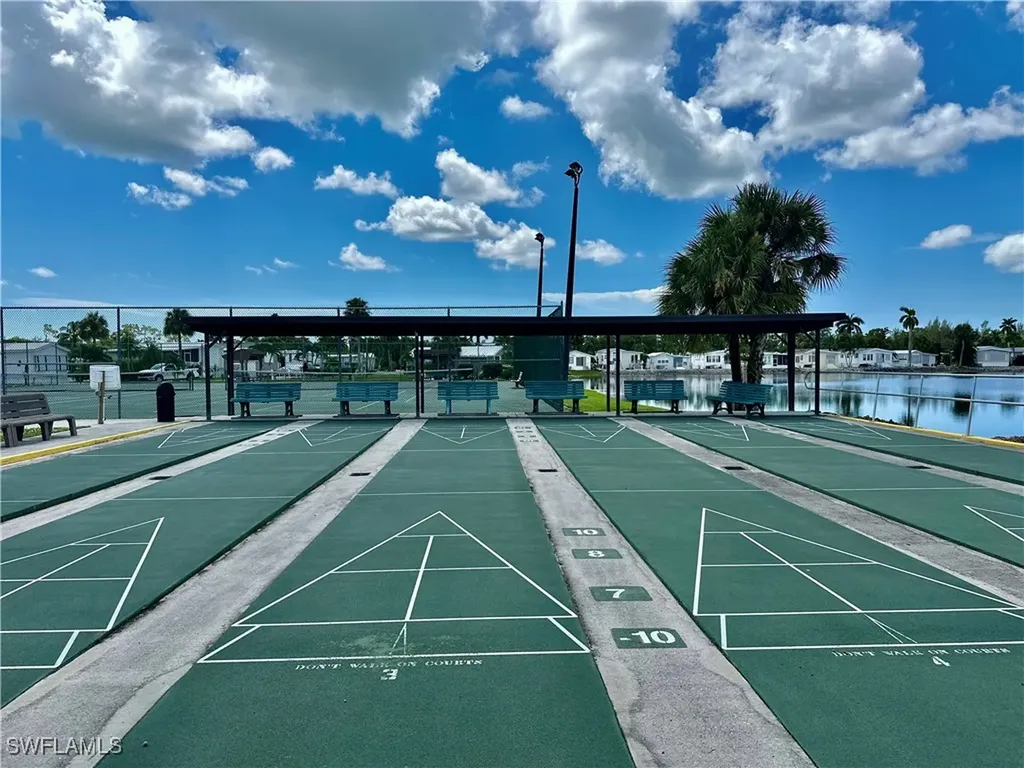 186 Panther Pass Circle Naples FL 34114