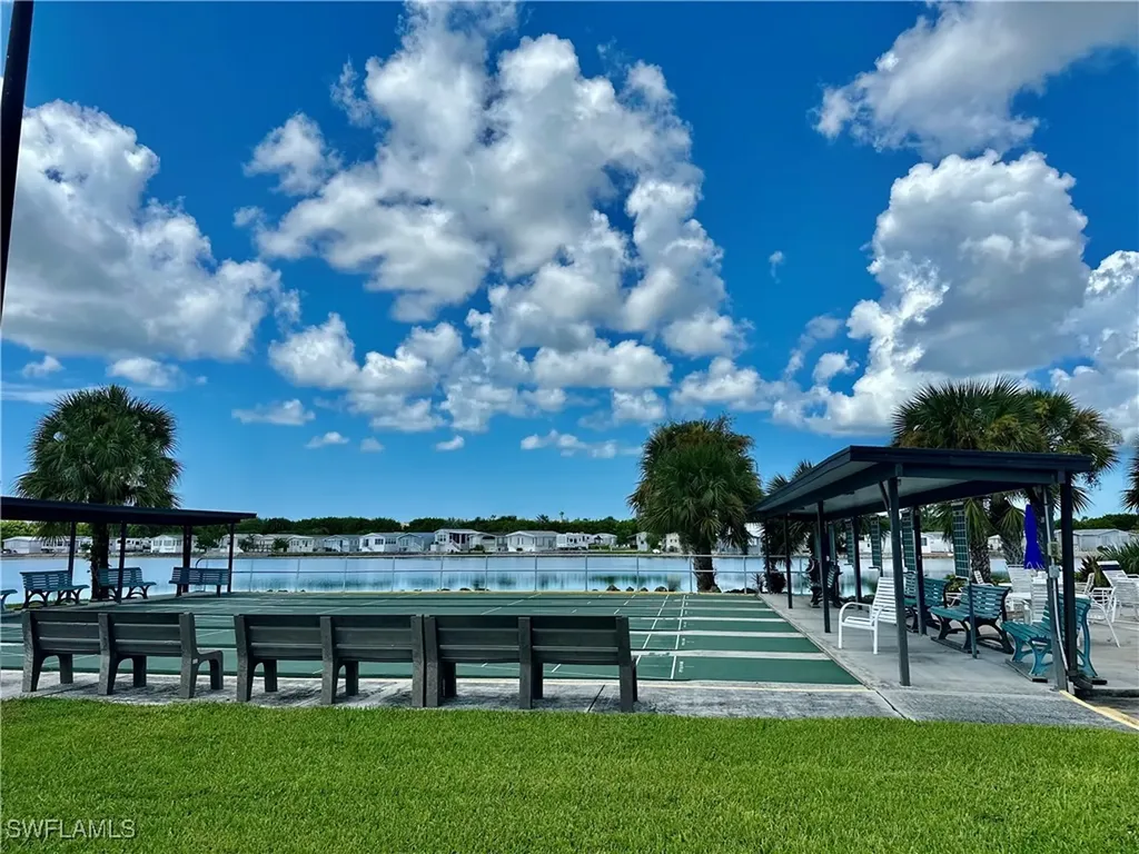 186 Panther Pass Circle Naples FL 34114