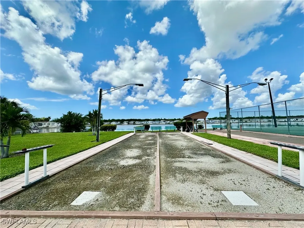 186 Panther Pass Circle Naples FL 34114