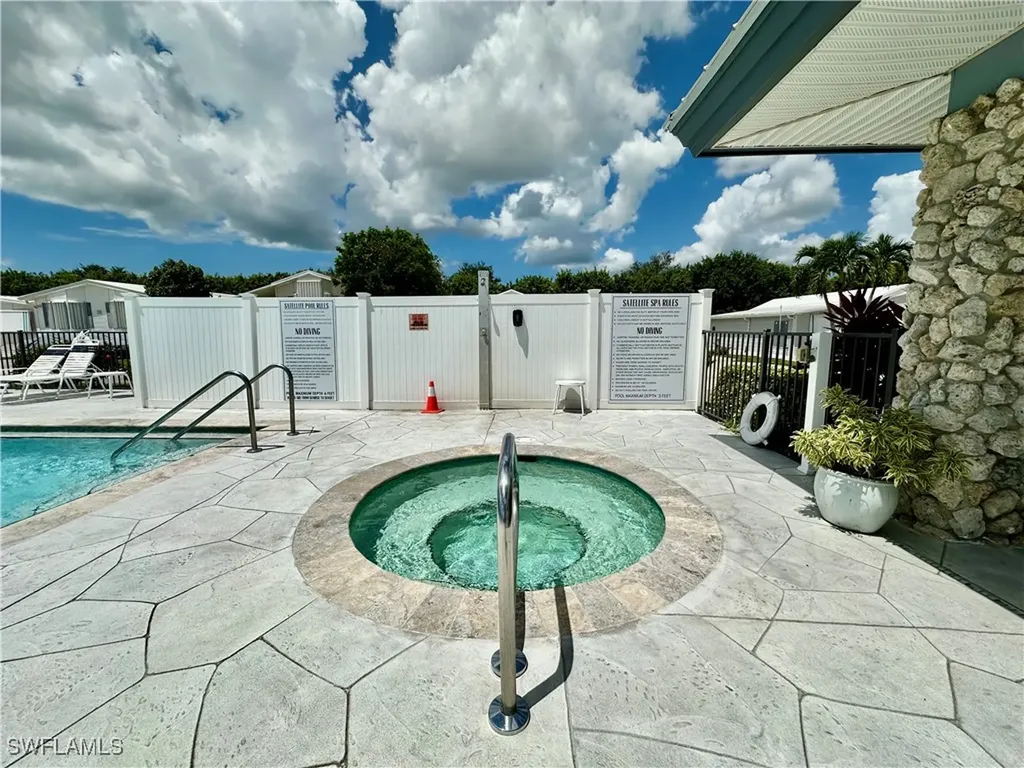 186 Panther Pass Circle Naples FL 34114
