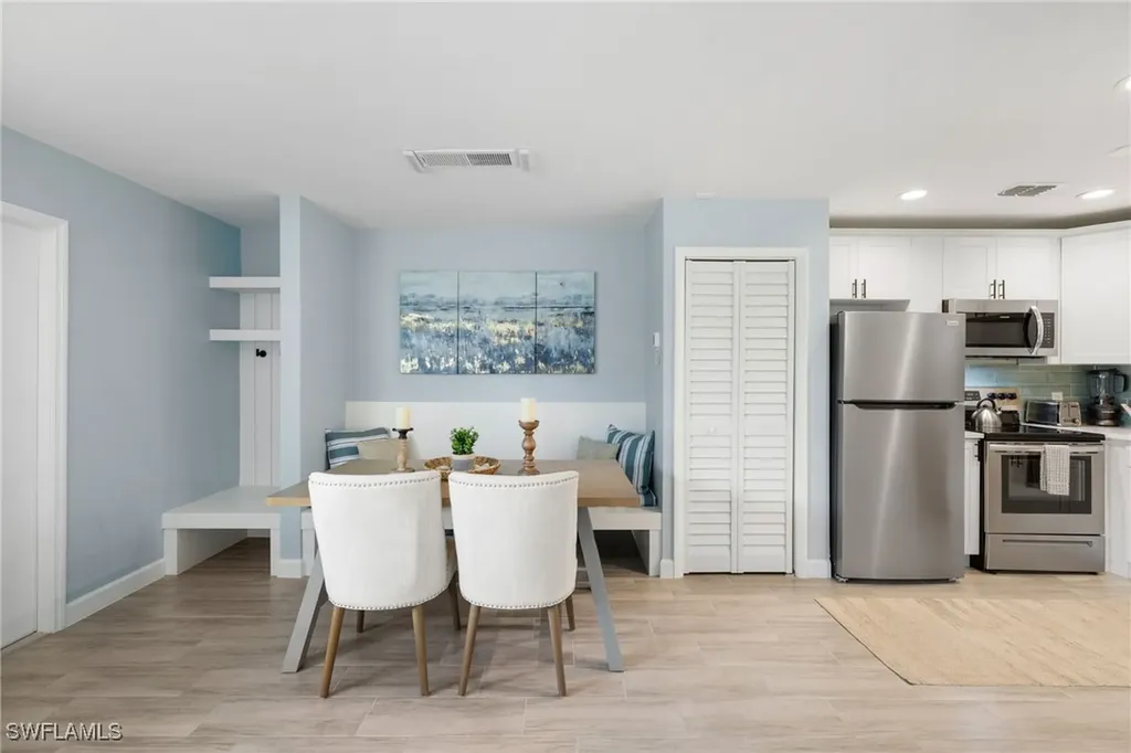 975 9th Avenue S Naples FL 34102