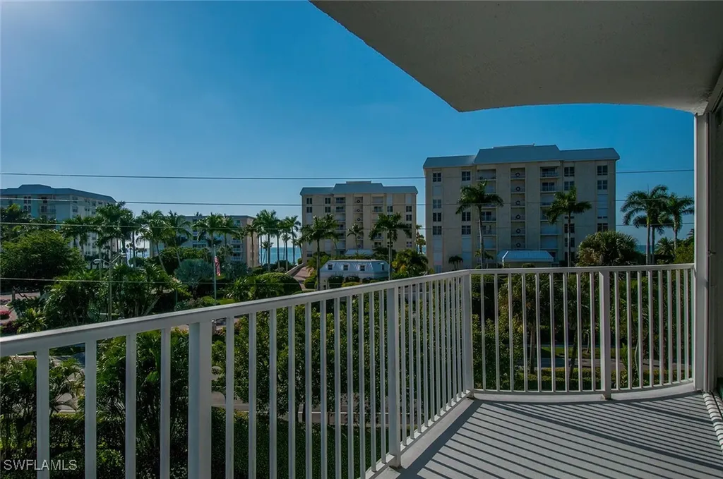 1300 Gulf Shore Boulevard N Naples FL 34102