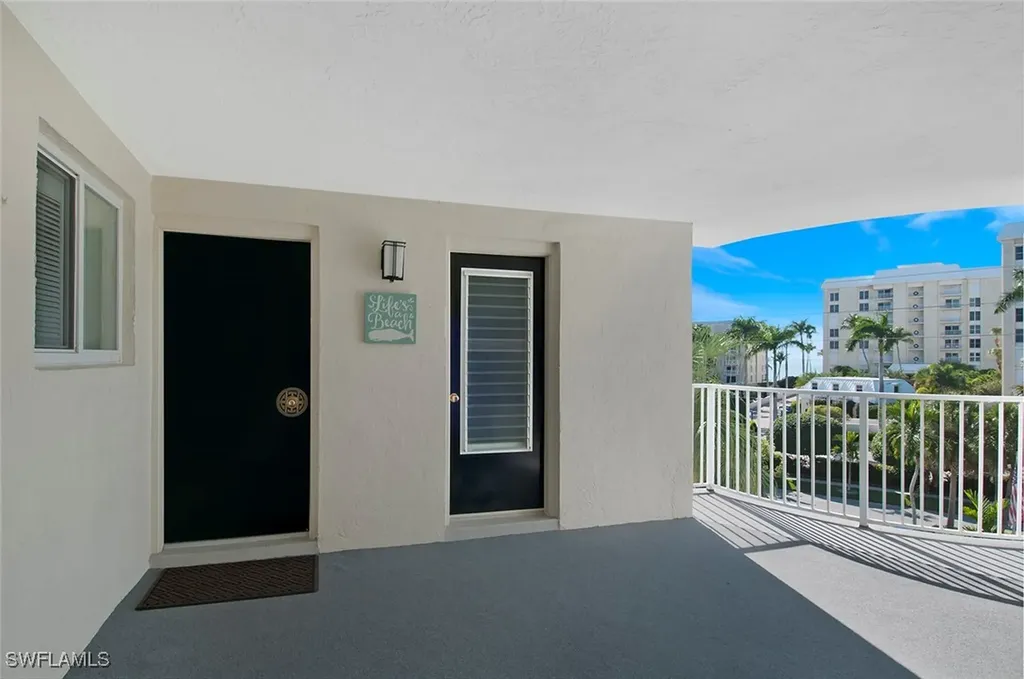 1300 Gulf Shore Boulevard N Naples FL 34102