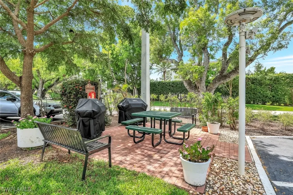 1300 Gulf Shore Boulevard N Naples FL 34102