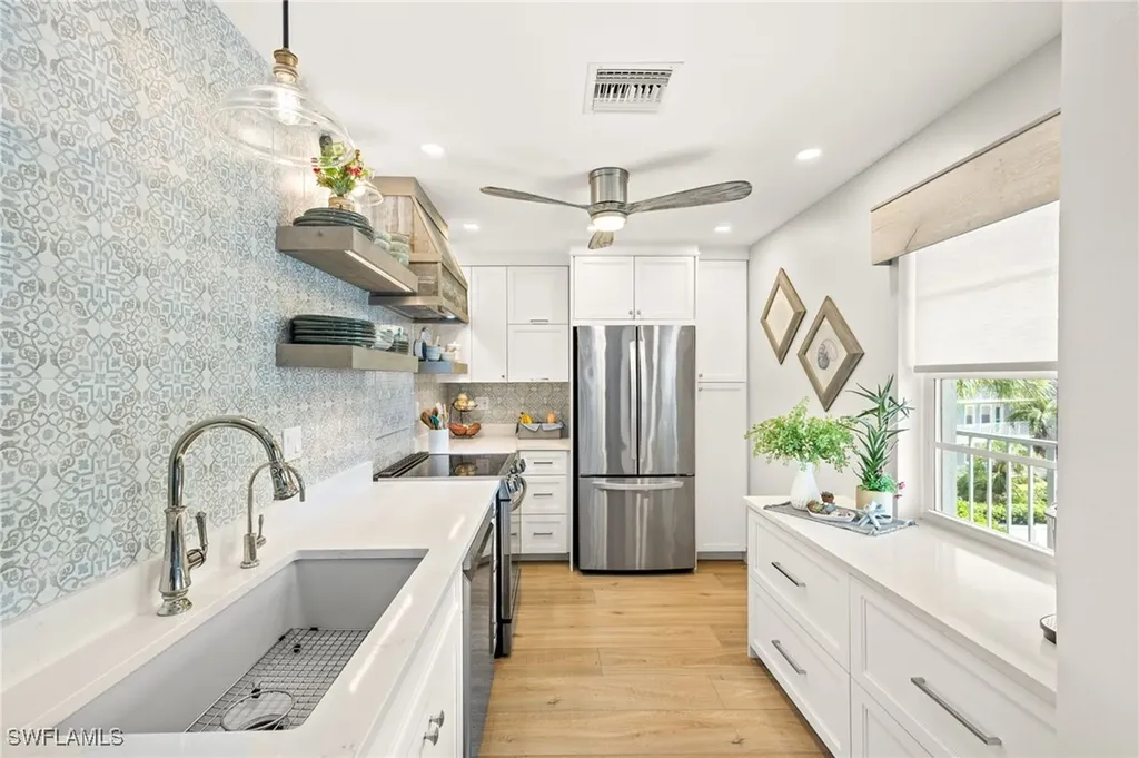 1140 Little Neck Court Naples FL 34102