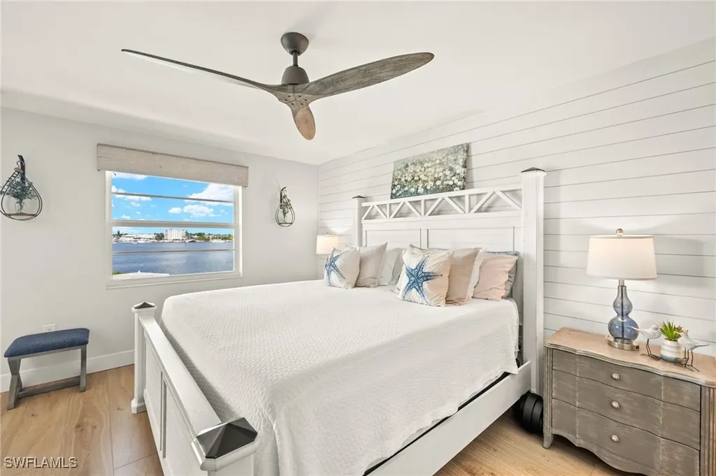 1140 Little Neck Court Naples FL 34102