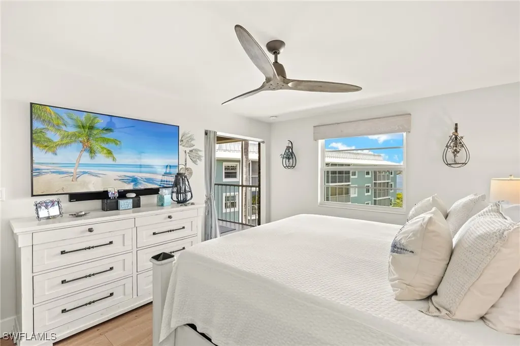 1140 Little Neck Court Naples FL 34102