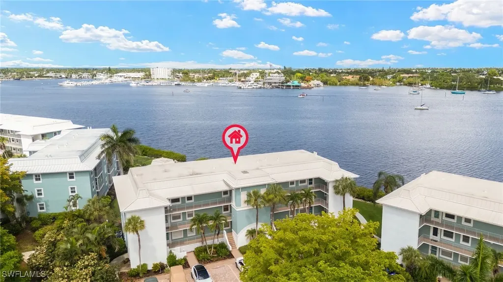 1140 Little Neck Court Naples FL 34102