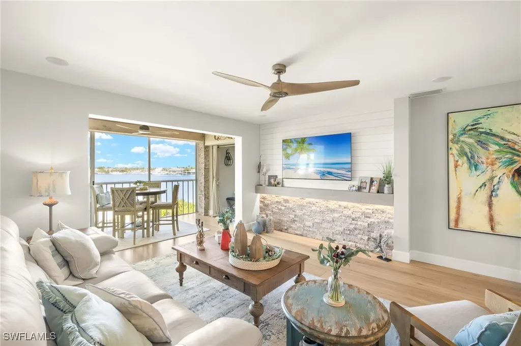 1140 Little Neck Court Naples FL 34102