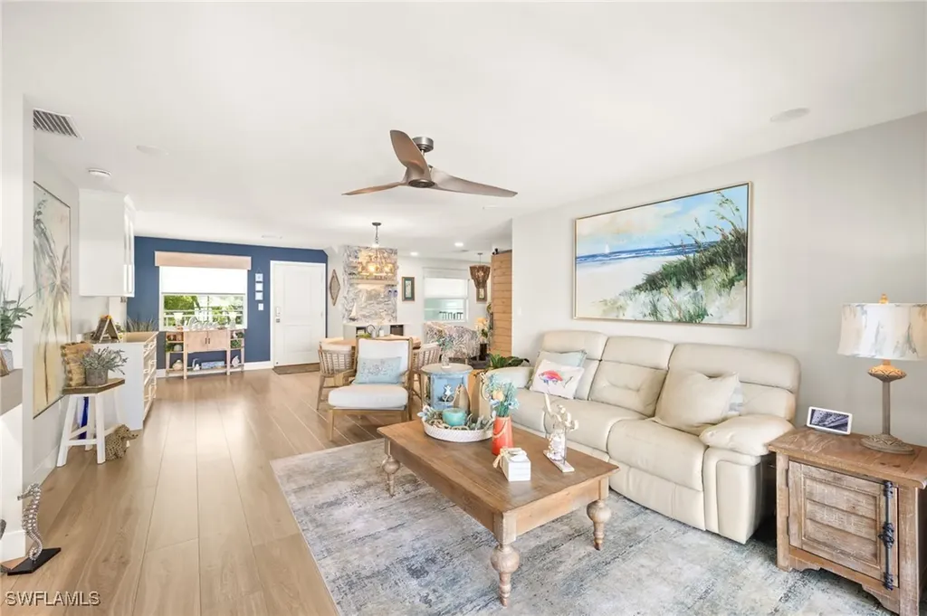 1140 Little Neck Court Naples FL 34102