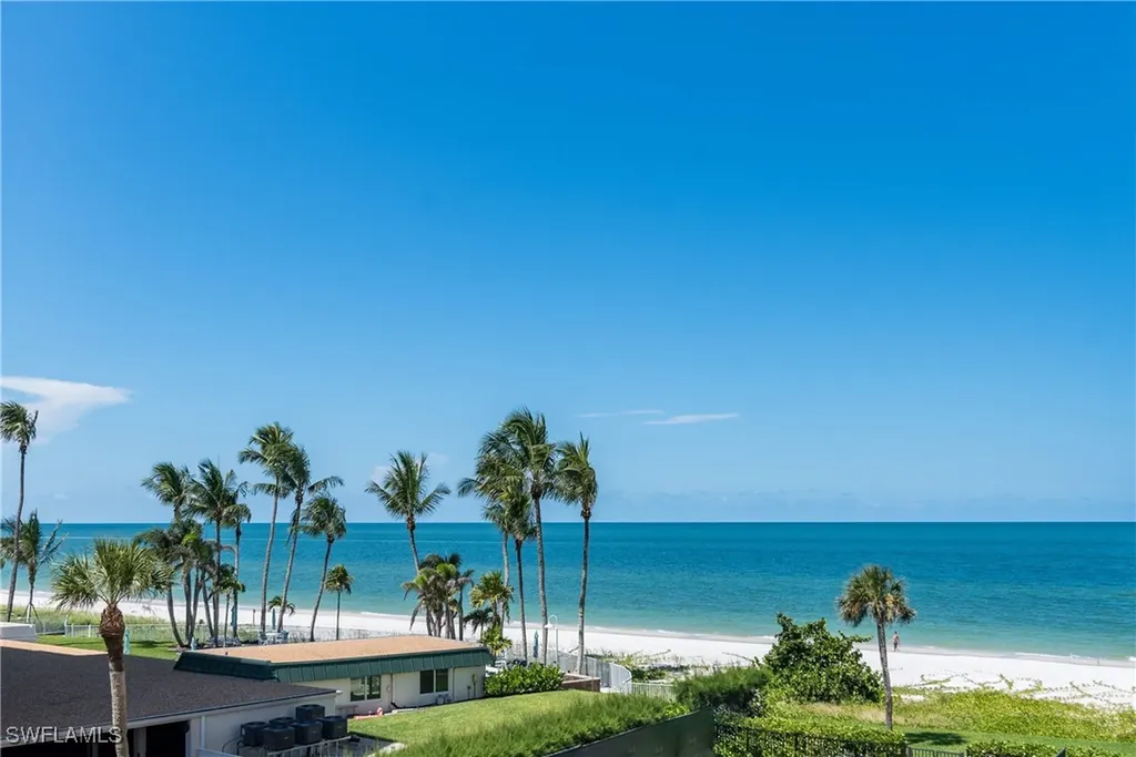 3115 Gulf Shore Boulevard N Naples FL 34103