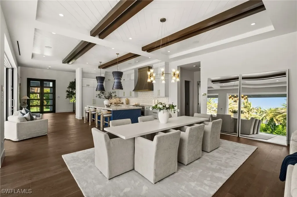 506 Neapolitan Lane Naples FL 34103