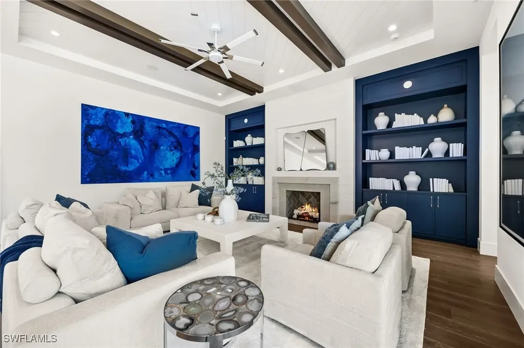 506 Neapolitan Lane Naples FL 34103