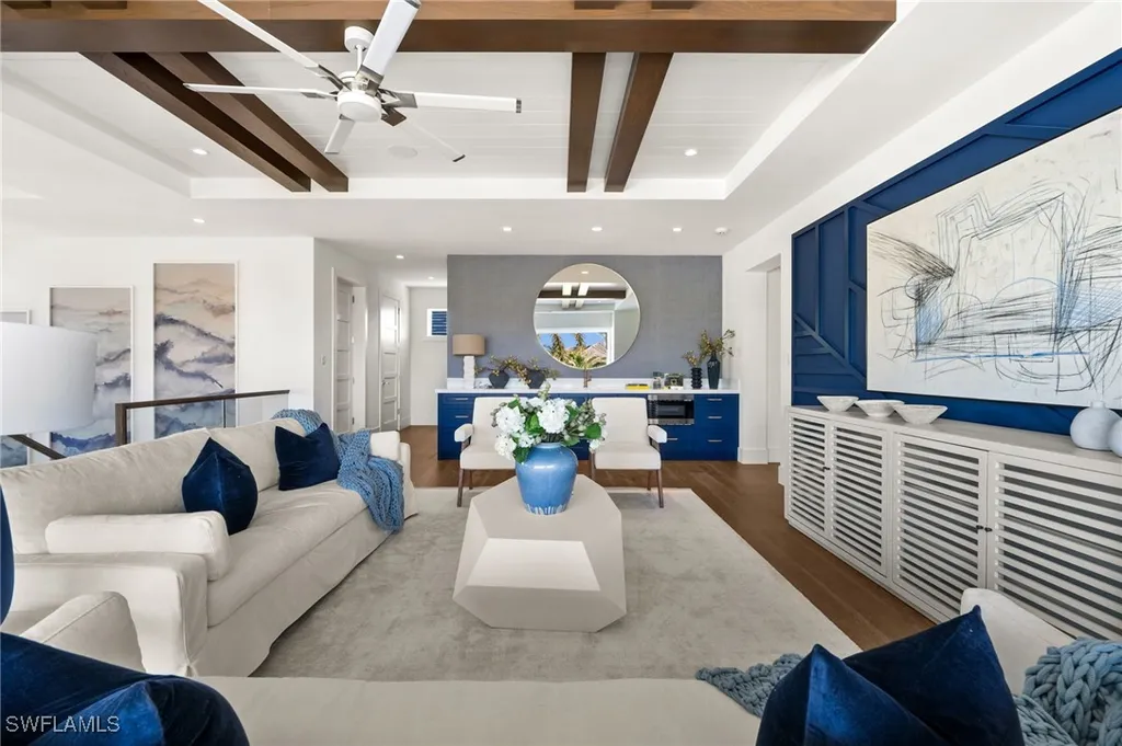 506 Neapolitan Lane Naples FL 34103