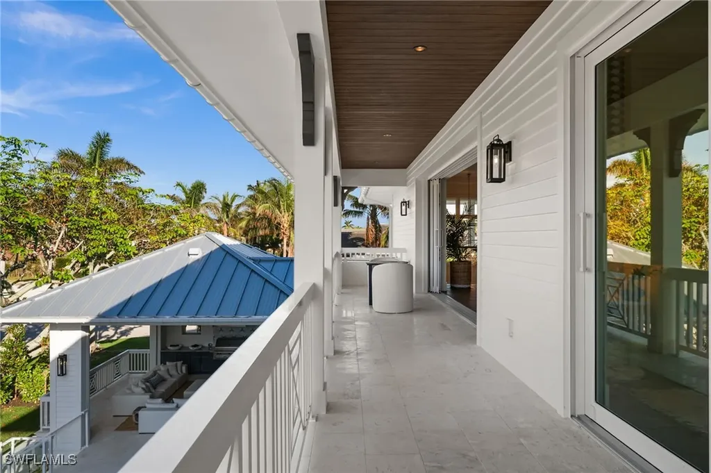 506 Neapolitan Lane Naples FL 34103