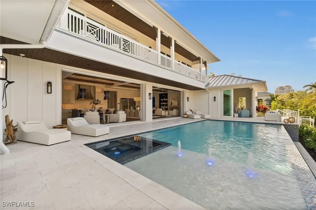 506 Neapolitan Lane Naples FL 34103