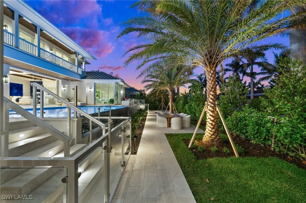 506 Neapolitan Lane Naples FL 34103