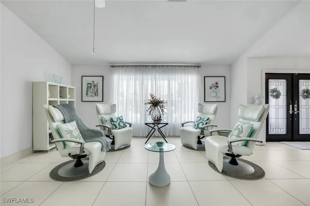 584 Nassau Road Marco Island FL 34145