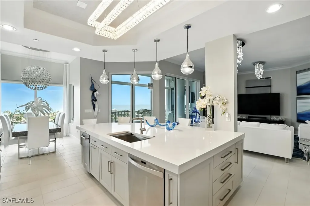 Fort Myers Beach FL, 4192 Bay Beach Lane, Unit PH3