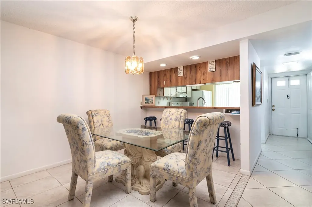 190 Palm Drive Naples FL 34112