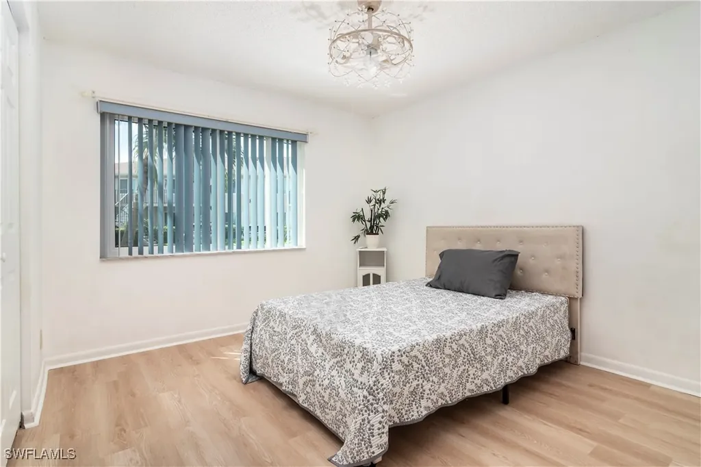 190 Palm Drive Naples FL 34112