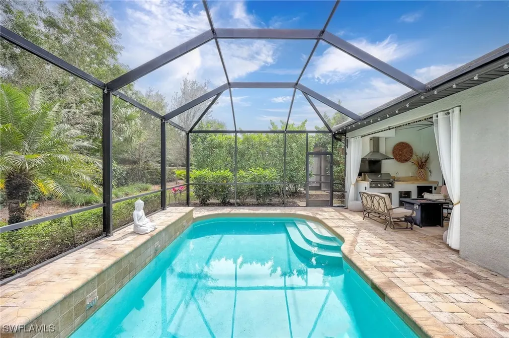 7670 Jacaranda Lane Naples FL 34114